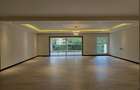 3 Bed Apartment with En Suite at Riverside Drive - 3
