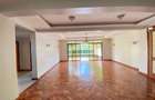 4 Bed Apartment with En Suite at Riverside Drive - 1