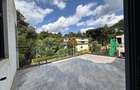 5 Bed Townhouse with En Suite in Lavington - 2