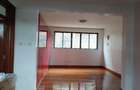 5 Bed Townhouse with En Suite at Convent Drive - 10
