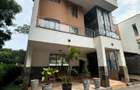 5 Bed Townhouse with En Suite in Lavington - 1