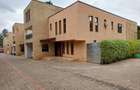 5 Bed Townhouse with En Suite at Lavington Road 66 - 3