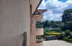 3 Bed Apartment in Ridgeways - 5