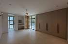 5 Bed Villa with En Suite at Tree Lane - 8