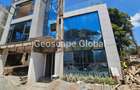 5 Bed Townhouse with En Suite in Lavington - 1