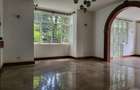 5 Bed Townhouse with En Suite in Rosslyn - 5
