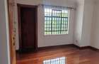 4 Bed Townhouse with En Suite in Spring Valley - 11