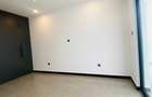 1 Bed Apartment with Swimming Pool at Wood Avenue - 7