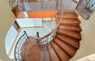 5 Bed House with En Suite in Runda - 12