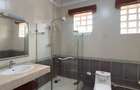 5 Bed Townhouse with En Suite in Kitisuru - 17