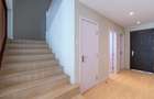 5 Bed Townhouse with En Suite at Westlands - 11