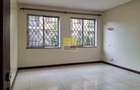 4 Bed Apartment in Westlands Area - 13