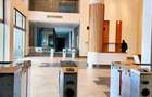 4,000 ft² Office with Service Charge Included in Riverside - 11