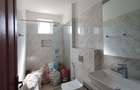 3 Bed Apartment with En Suite in Parklands - 17