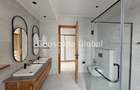 4 Bed Apartment with En Suite in Westlands Area - 12