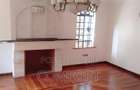 6 Bed Townhouse with En Suite at Statehouse Road - 4