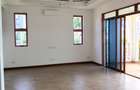 3 Bed Townhouse with En Suite at Sultan Palace - 2