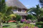 2 Bed Villa with En Suite at Tembo Court - 10