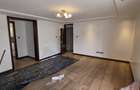 5 Bed Townhouse with En Suite in Lavington - 19