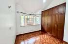 5 Bed Townhouse with En Suite at Off Red Hill Rd - 18