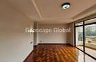 4 Bed Apartment with En Suite in Riverside - 8