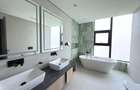 5 Bed Townhouse with En Suite in Kyuna - 13