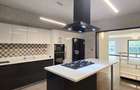 3 Bed Apartment with En Suite at Riverside Drive - 5