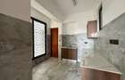 4 Bed Apartment with En Suite at Riverside Drive - 9