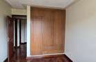 3 Bed Apartment with En Suite in Lavington - 9