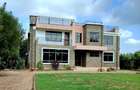 4 Bed House with En Suite at Membley - 1
