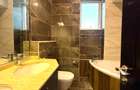 3 Bed Apartment with En Suite in Riverside - 16