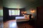 4 Bed House with En Suite at Loresho Road - 13