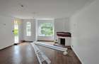 5 Bed Townhouse with En Suite at Off Convent Drive - 10