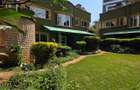 4 Bed House with En Suite in Riverside - 1