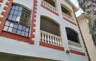 5 Bed Townhouse with En Suite in Lavington - 2