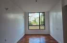 2 Bed Apartment with En Suite at Dennis Pritt - 8