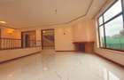 4 Bed Townhouse with En Suite in Nyari - 5
