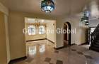 5 Bed House with En Suite in Riverside - 13