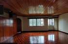 5 Bed Townhouse with En Suite in Kilimani - 11