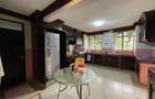 5 Bed House with En Suite in Runda - 14