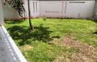 5 Bed Townhouse with En Suite in Lavington - 2