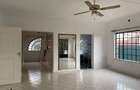 5 Bed House with En Suite in Runda - 16