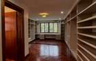 5 Bed Townhouse with En Suite in Loresho - 15