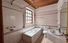 4 Bed Townhouse with En Suite in Kilimani - 12