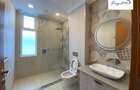 Serviced 2 Bed Apartment with En Suite in Parklands - 9