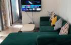Serviced 1 Bed Apartment with En Suite at Sunset Paradise - 9