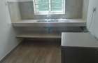 5 Bed Townhouse with En Suite at Lonetree - 8