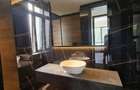 Serviced 2 Bed Apartment with En Suite in Spring Valley - 7