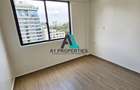 3 Bed Apartment with En Suite in Riverside - 11