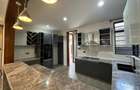 4 Bed House with En Suite at Membley - 5
